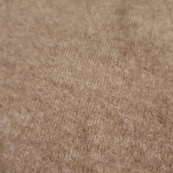 L.L.Bean Cashmere Turtlneck - Picture 4 of 7